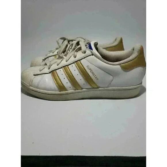 ADIDAS SUPERSTAR SHELL TOE BASKETBALL TENNIS WOMEN'S SIZE 5.5 WHITE GOLD A10 - Picture 2 of 7